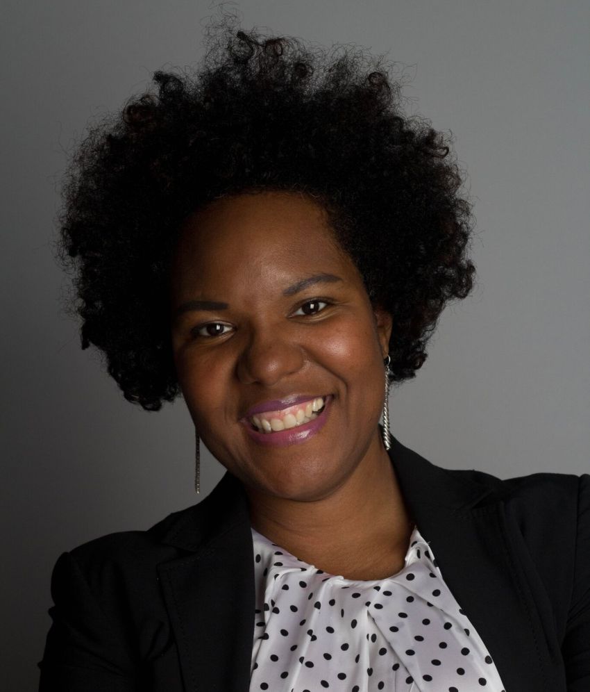 Ayanna Behin headshot.jpg ayanna behin headshot